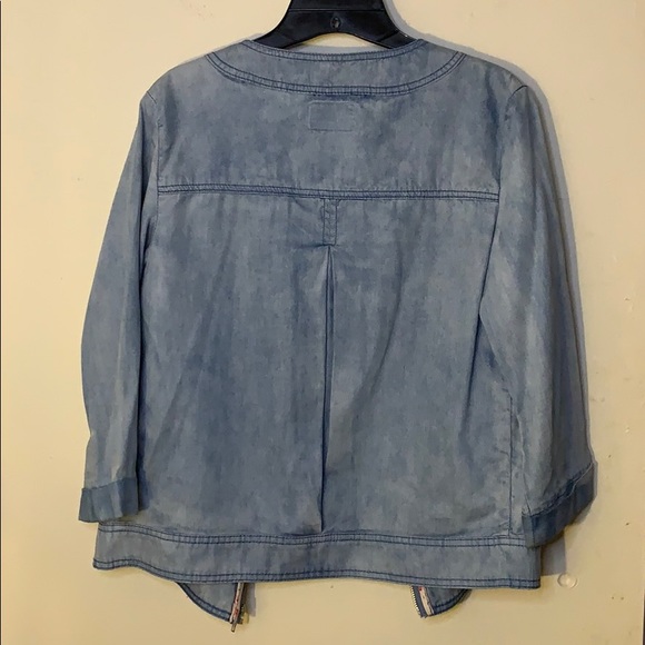 Jacket - Picture 2 of 6